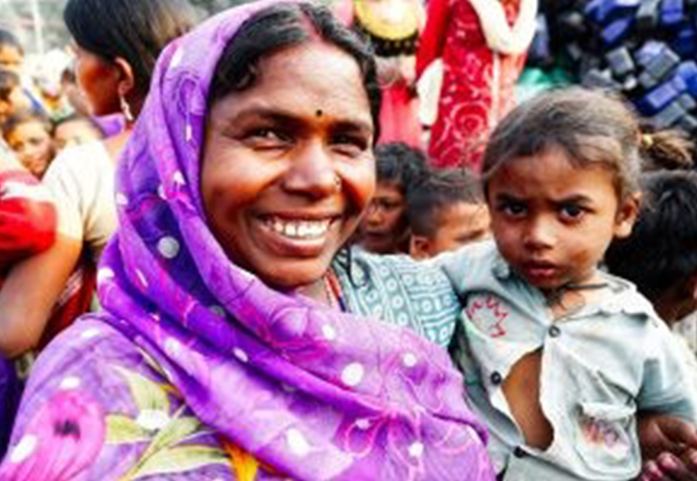 Women Emerging as Leaders in Fixing India’s Slums